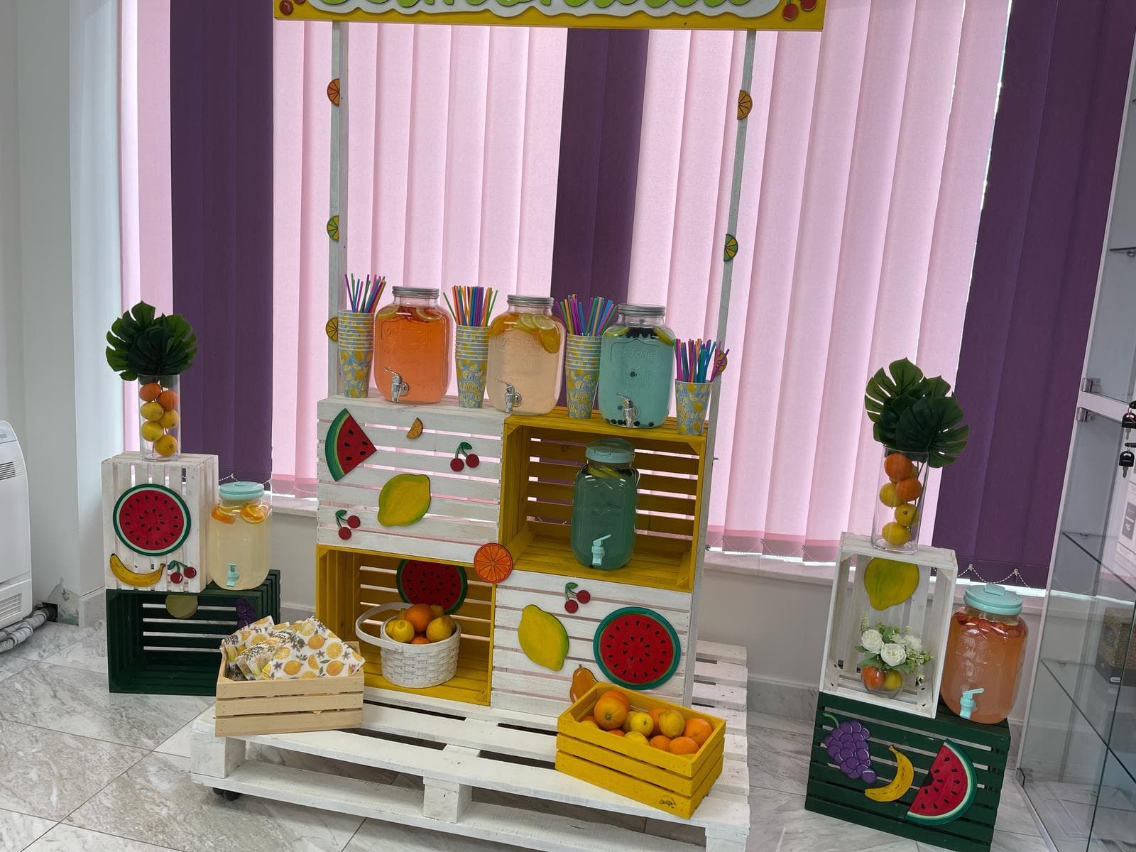 Limonade + Donuts Bar - Limonadă